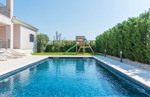 Sukosan Villa | Luxurious Zadar Villa | 5 Bedrooms | Villa Tranquil Adore | Private Heated Pool & Billiards Table | Dalmatia