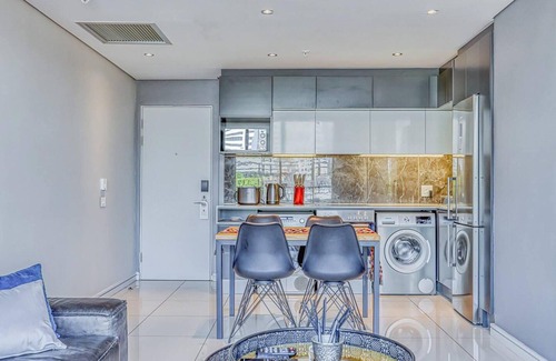 Sandown Apartamento | Luxury 1 Bed Apartment at The Capital on the Park
