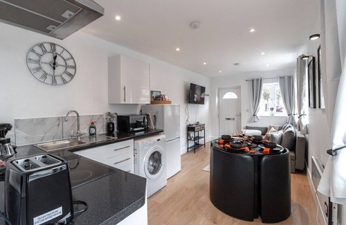 Bromley Common and Keston Apartamento | Apartamento-Baño privado-Lujoso-Vista a la Ciudad