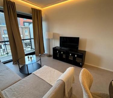 Wemmel Apartamento | Luxury 1 Bedroom Apartment with Sofa Bed & Balconies Prime Location near ING Arena, Expo 12 & Atomium