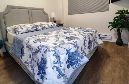 Winnipeg Casa | Luxury 1 Bedroom Basement Suite