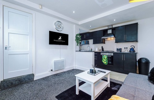 Ogden Casa | Luxury 1-Bedroom house, Free parking, Sleeps 4