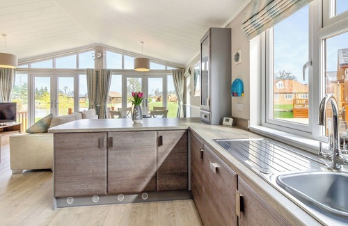 Aubourn Chalet De Esquí | Alojamiento de 1 habitaciones en Swinethorpe, Nr Lincoln