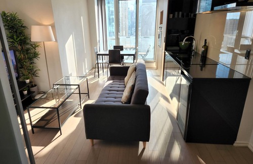 Financial District Condominio | Luxury 1- Bedroom Luxury Toronto Downtown Condo