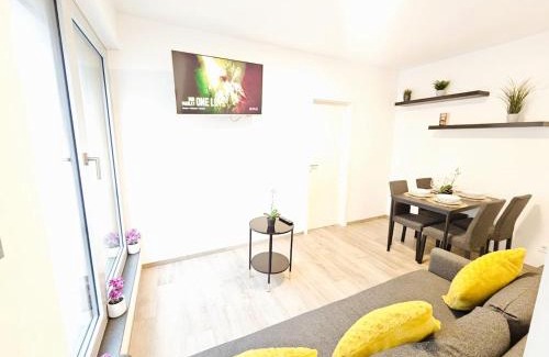 Gasperich Apartamento | Luxury 1 BR flat with parking