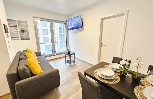 Gasperich Apartamento | Luxury 1 BR flat with parking