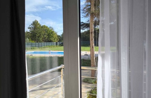 Trn Villa | Luxury 12-Bed Villa w/ AC Heated Pool & EV Charger – Near Mostar & Kravice Falls
