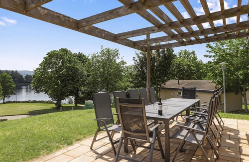 Kell am See Casa | Luxury 12-person bungalow in the holiday park Landal Hochwald