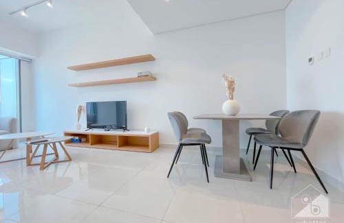 Dubai Apartamento | Luxury 1B with balcony in Blue Wave Tower Dubai