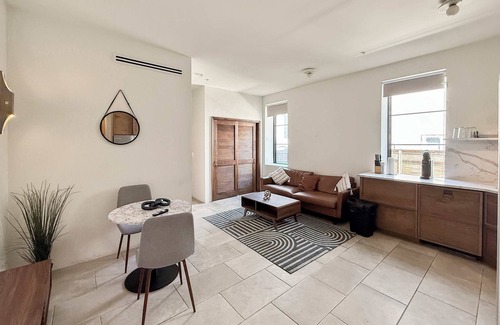 Society Hill Apartamento | Luxury 1BD | 1 Bed | South St