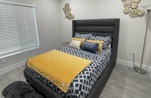 Ladera Heights Condominio | Luxury 1Bed The Grove Weho Melrose Beverly Hills
