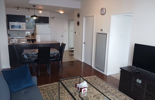 Bay Cloverhill Condominio | Luxury 1bedroom condo apartment in downtown Toronto