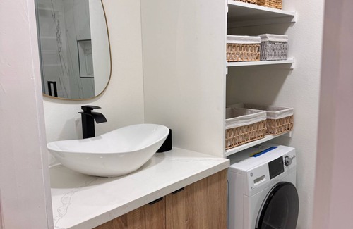 West Torrance Casa | Luxury 1BR/1BA Furnished Stay Near Redondo Beach