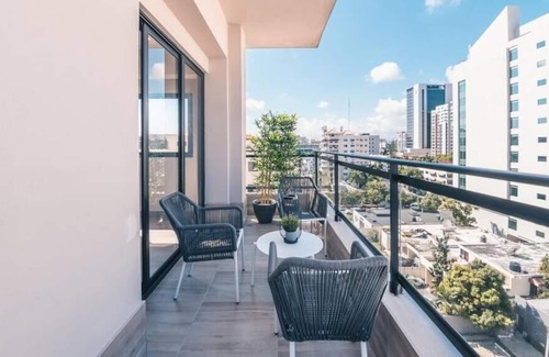 Evaristo Morales Apartamento | Luxury 1BR apt in Santo Domingo REGATTA LIVING 1- 802