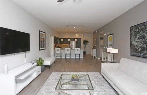 Menlo Park Condominio | Luxury 1BR Condo in Silicon Valley's Heart