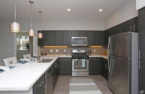 Menlo Park Condominio | Luxury 1BR Condo in Silicon Valley's Heart