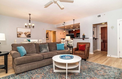 St. Augustine Condominio | Luxury 1BR-ground floor unit-pool-hot tub-on site spa-fenced gated patio