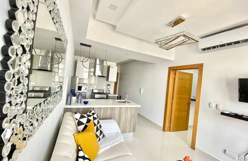 Serralles Condominio | Luxury 1br , Pool, Gym, Close Agora Mall