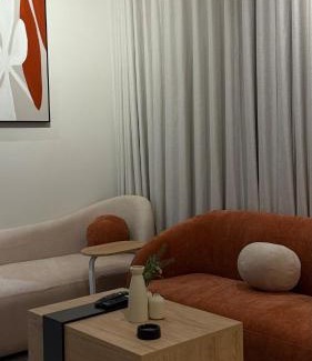 Dammam Apartamento | Luxury 1BR Suite Walk to Café&Supermarket