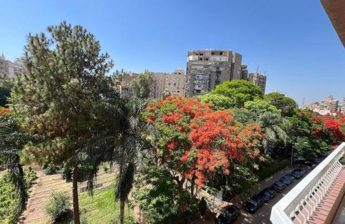 Agouza Apartamento | Luxury 2-BDR Hotel Apartment - Garden View - F