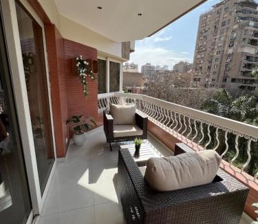Agouza Apartamento | Luxury 2-BDR Hotel Apartment - Garden View - F