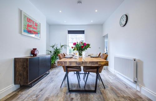 Margate Apartamento | Luxury 2 Bed Apartment with Stunning Sea View Steps from Old Town and Dreamland