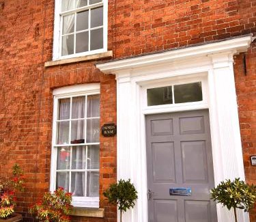 Ludwel Apartamento | Luxury 2 bed apartment with free parking