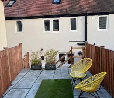 Melbourne Casa | Luxury 2 bed cottage in the centre of Melbourne
