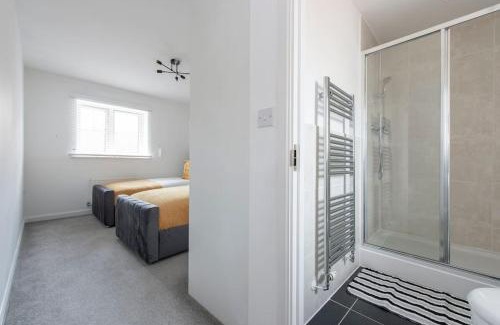 Stone Apartamento | Luxury 2 bed house in Dartford, United Kingdom