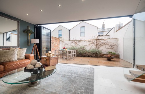 Montpellier Casa | Luxury 2-bed House in Cheltenham