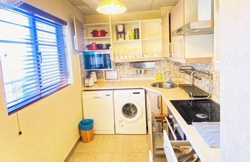 Islamabad Apartamento | Luxury 2-Bed Near U.S. Embassy, Diplomatic Enclave