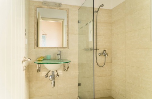 Frourion Villa | Villa de lujo de 2 dormitorios con piscina privada en Assos