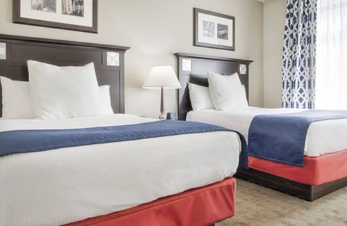 Oxon Hill Complejo | Luxury 2 Bedroom and 2 Bathroom with Full Amenities