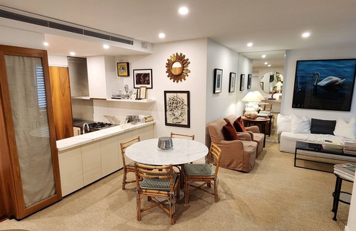 Paddington Apartamento | Luxury 2 Bedroom Apartment With Elegant Interiors + Parking
