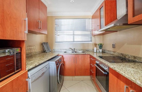 Durban Point Apartamento | LUXURY 2 BEDROOM APARTMENT - DBN THE SAILS WATERFRONT