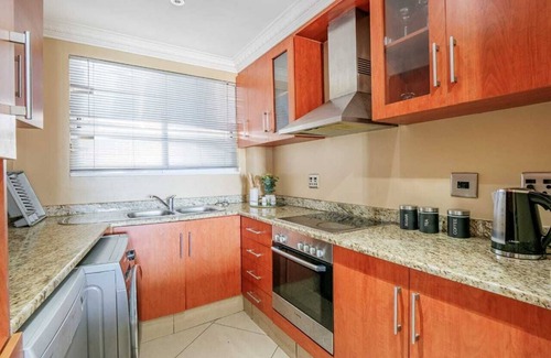 Durban Point Apartamento | LUXURY 2 BEDROOM APARTMENT - DBN THE SAILS WATERFRONT