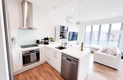 Albany Apartamento | Luxury 2 Bedroom Apartment with cocktail bar and espresso machine