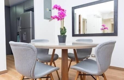 Marbella Condominio | Lujoso apto 2 hab y parking gratis
