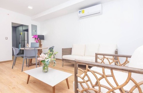 Marbella Condominio | Lujoso apto 2 hab y estacionamiento gratis