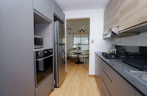 Marbella Condominio | Luxury 2 bedroom apt with free parking