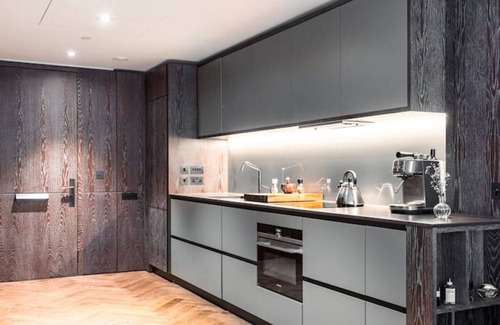 Queenstown Apartamento | Luxury 2 Bedroom Flat in Battersea Power Station!