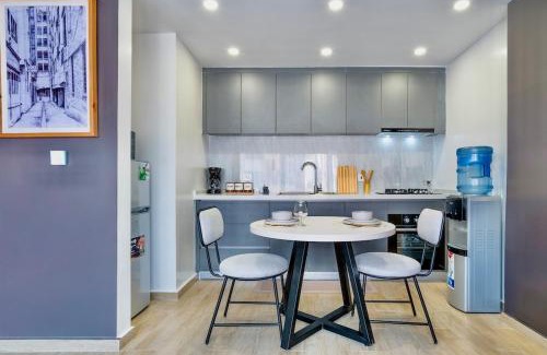 Nairobi West Apartamento | Luxury 2 Bedroom Near Airport Mall Hotels Expressway With Backup Power