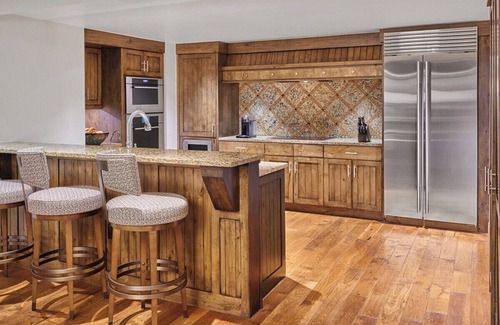 Aspen Complejo | Luxury 2-Bedroom Residence at St. Regis Aspen: Available April 19th - 26th