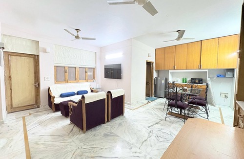 Rishikesh Apartamento | Luxury 2 Bedroom's Apartment