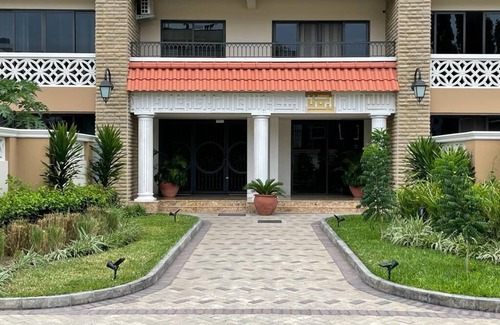 Ras Makamaiwe Apartamento | Luxury 2 Bedroom Serviced Apt in Prime Locale