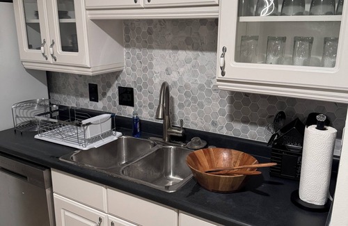 Cary Casa | Luxury 2-bedroom townhome in the Heart of Cary offering WiFi, AC in Unit .