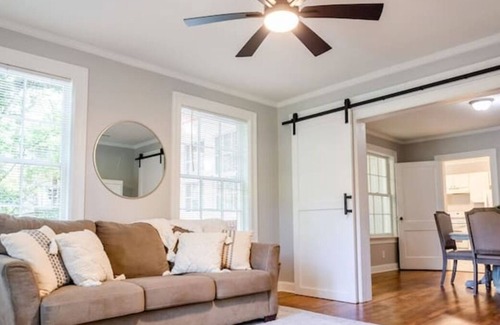 Milledgeville Apartamento | Luxury 2 Bedroom Apartment Downtown Milledgeville