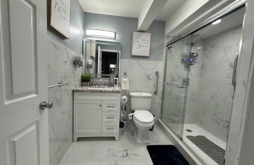 Newark Apartamento | Luxury 2-Bedrooms 2-Bathrooms Near NYC/EWR