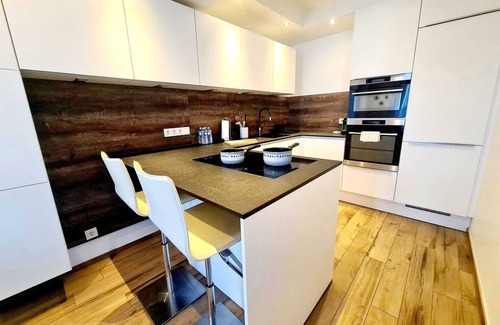 Gasperich Apartamento | Luxury 2 bedrooms with Parking&Terrace