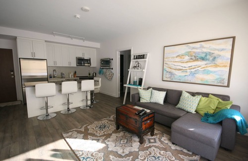Innisfil Condominio | Condominio de lujo de 2 dormitorios en Friday Harbor Resort - Lake Simcow